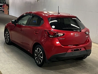 MAZDA DEMIO 2015