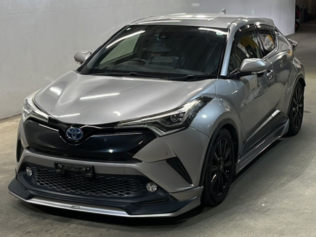 TOYOTA C-HR 2017