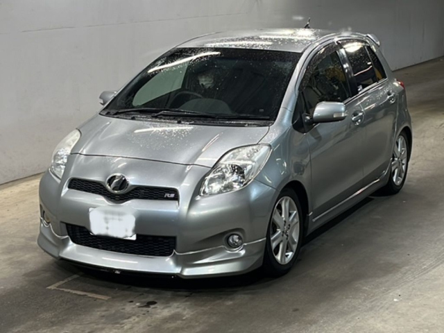 TOYOTA VITZ 2009