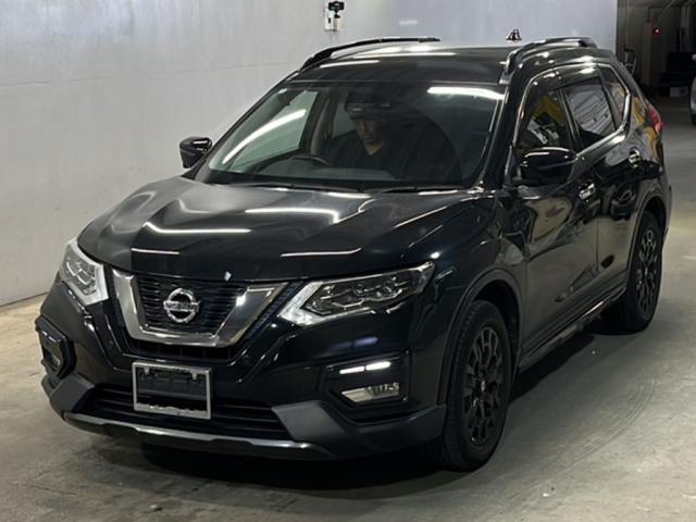 NISSAN X-TRAIL 2018