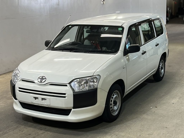 TOYOTA PROBOX 2020