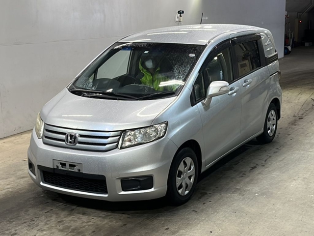 HONDA FREED 2012