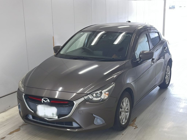 MAZDA DEMIO 2015