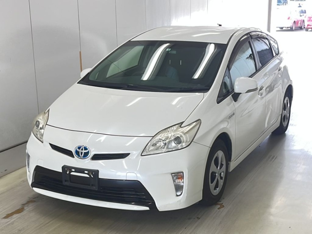 TOYOTA PRIUS 2012