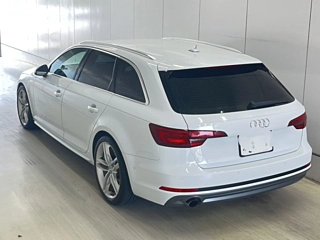 AUDI A4 2018