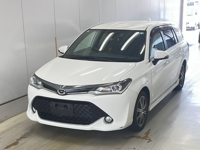 TOYOTA COROLLA FIELDER 2015