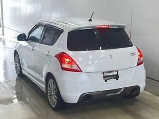 SUZUKI SWIFT 2012