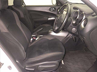 NISSAN JUKE 2012