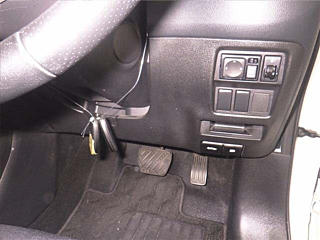 NISSAN JUKE 2012