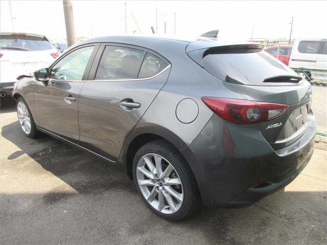 MAZDA AXELA 2017