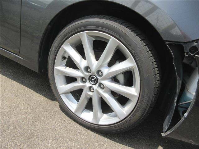 MAZDA AXELA 2017