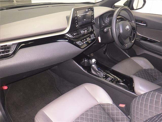 TOYOTA C-HR 2020