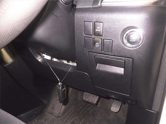TOYOTA ALPHARD 2015