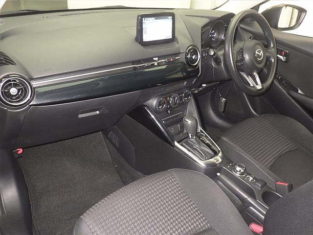 MAZDA DEMIO 2018