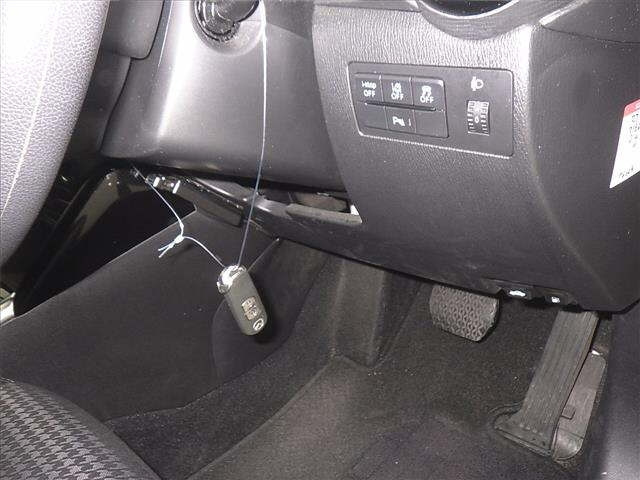 MAZDA DEMIO 2018
