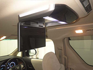 TOYOTA VELLFIRE 2008