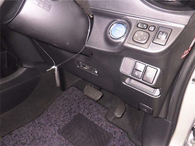 TOYOTA AQUA 2018