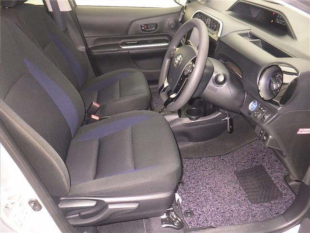 TOYOTA AQUA 2018