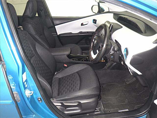 TOYOTA PRIUS PHV 2017