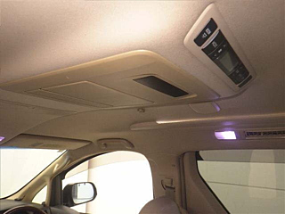 TOYOTA VELLFIRE 2008