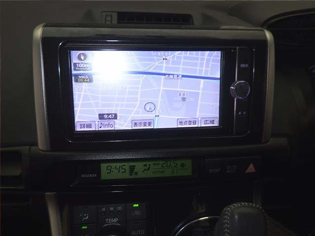 TOYOTA WISH 2013