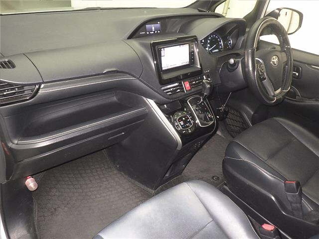 TOYOTA ESQUIRE 2014