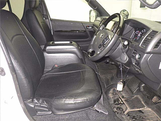 TOYOTA HIACE VAN 2021