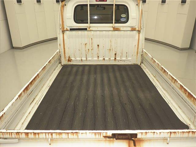 NISSAN CLIPPER TRUCK 2010