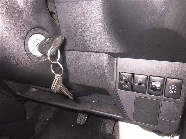DAIHATSU HIJET VAN 2019