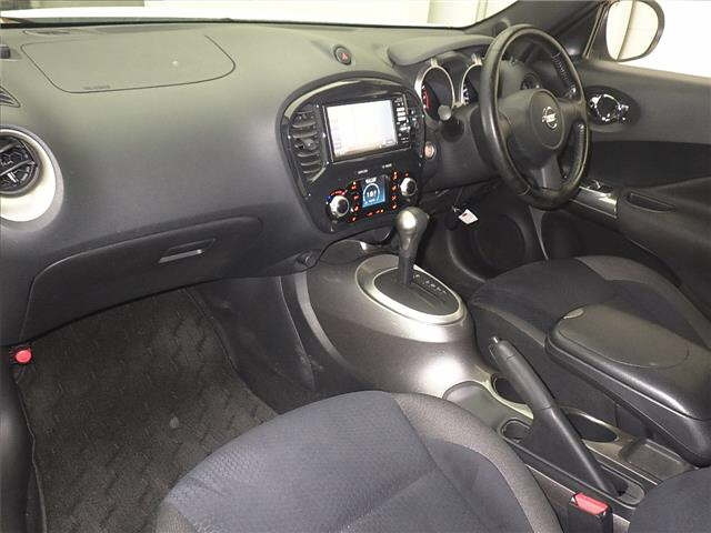 NISSAN JUKE 2012