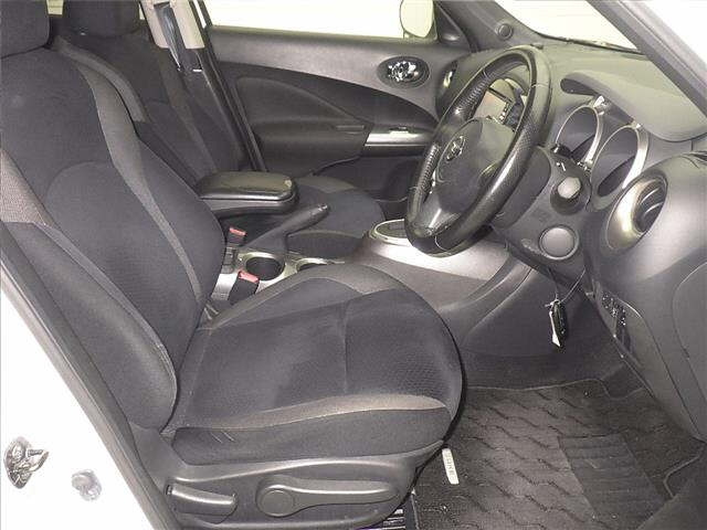 NISSAN JUKE 2012