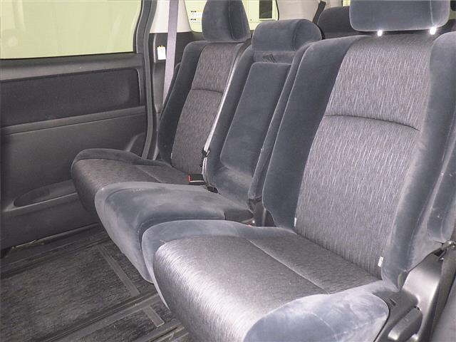 TOYOTA ALPHARD 2008