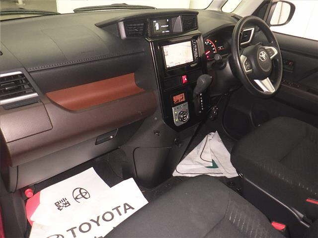 TOYOTA ROOMY 2018