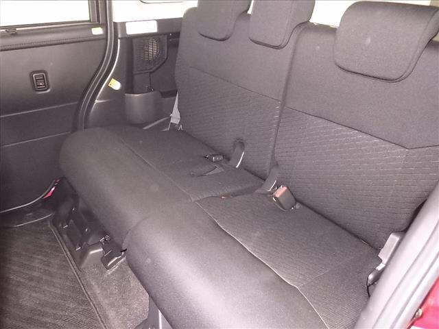 TOYOTA ROOMY 2018