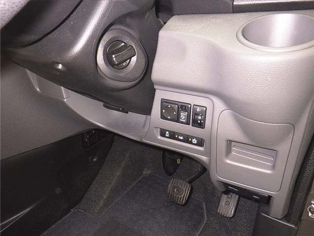 NISSAN NV200 2023