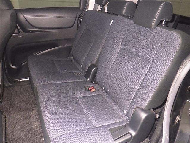 TOYOTA SIENTA 2017