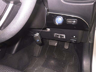 TOYOTA PRIUS 2018