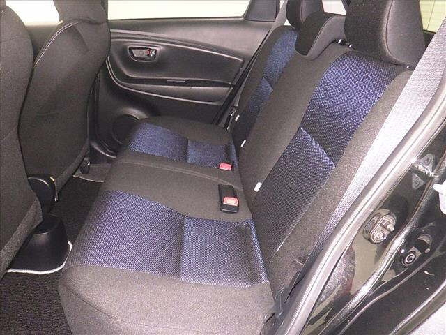 TOYOTA VITZ 2018