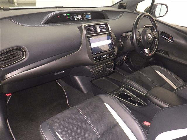 TOYOTA PRIUS PHV 2020