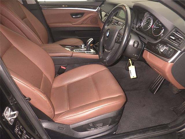 BMW 5 SERIES 2011