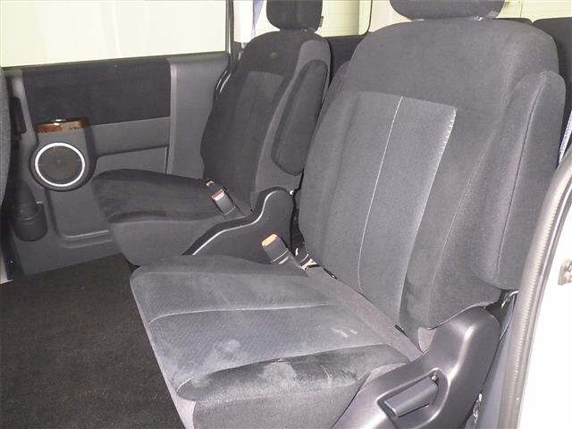 MITSUBISHI DELICA D5 2011