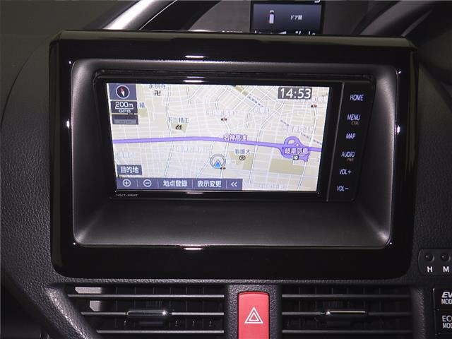 TOYOTA VOXY 2021