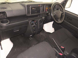DAIHATSU HIJET VAN 2019