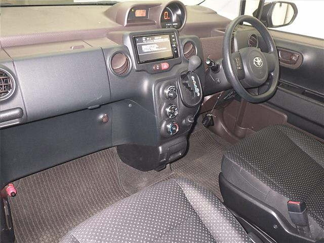 TOYOTA SPADE 2017