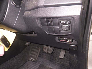 TOYOTA PRIUS 2013