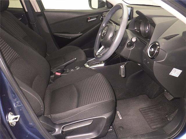 MAZDA DEMIO 2017