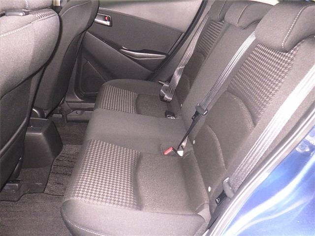 MAZDA DEMIO 2017