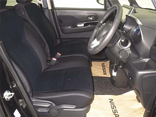 NISSAN ROOX 2020
