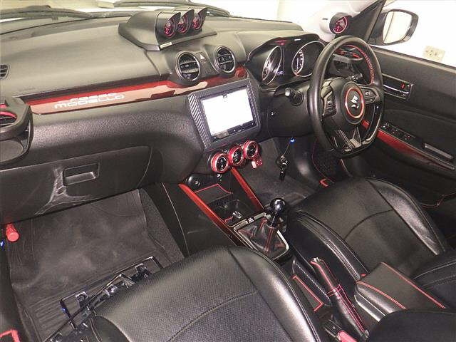 SUZUKI SWIFT 2018