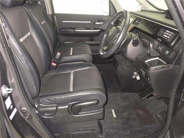 HONDA STEP WAGON 2016
